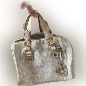 Micheal Kors medium Grayson bag